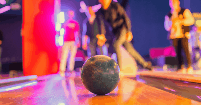 Kids Bowl Free @ 810 Entertainment