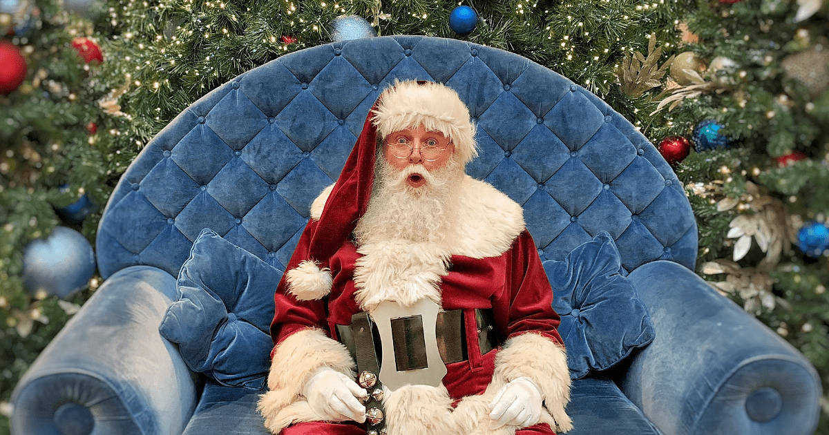 Christmas at Dulles Town Center with Santa and holiday tree lighting